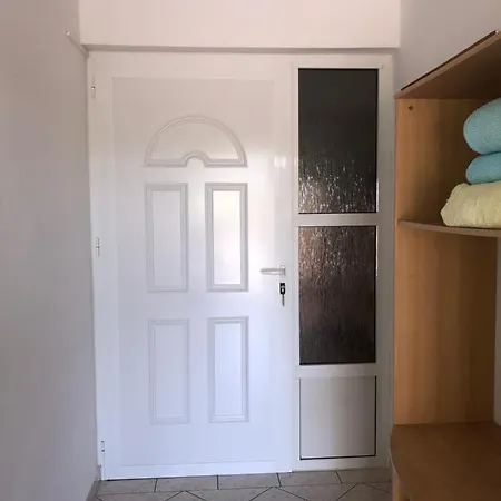 Apartment Damir 2838