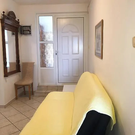 Damir 2838 Apartmán *