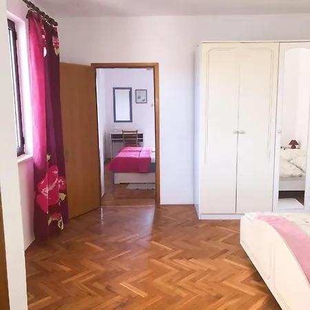 Damir 2838 Appartement *