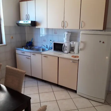 Damir 2838 Appartement