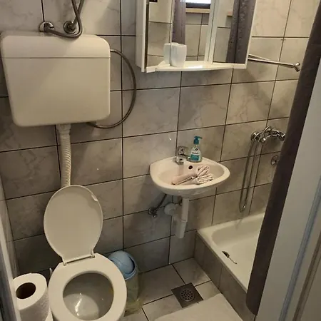 Damir 2838 Apartment Lopar